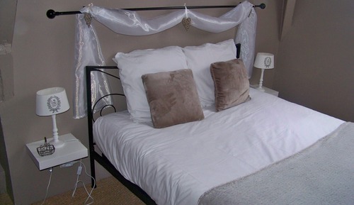 Family Room, Multiple Beds