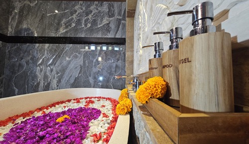 Luxury Villa, 1 Bedroom, Pool View