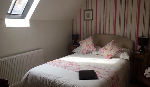 Standard Double Room, 1 Double Bed, Ensuite (Swallow's Nest)