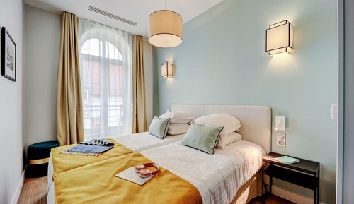 Apartment 8 people - 3 bedrooms - Customs building
