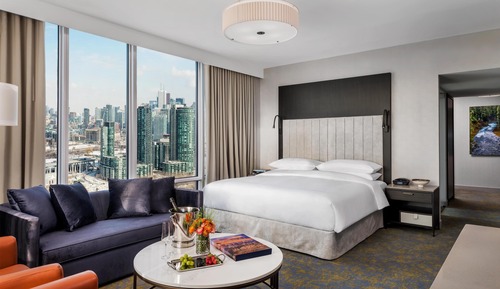 Room, 1 King Bed, Corner