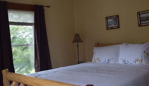 Standard Room, 1 Queen Bed