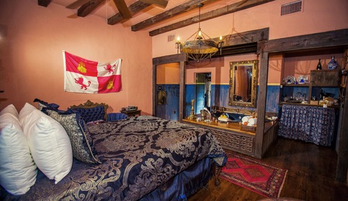 Classic Cabin, 1 Queen Bed, Jetted Tub (Spain)