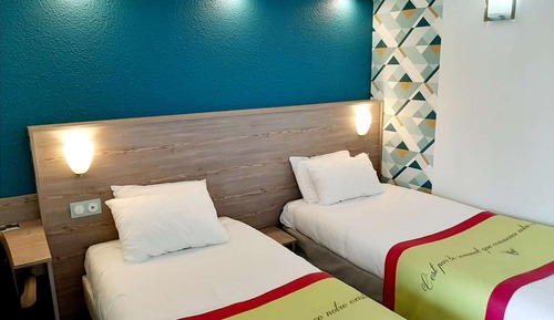 Standard Room, 2 Twin Beds