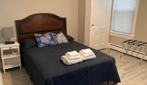 Double Room, Private Bathroom (Room 7)