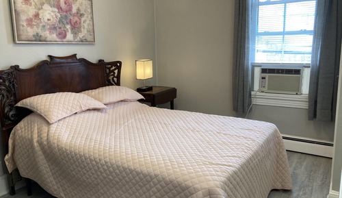 Superior Double Room, Shared Bathroom (Room 6)