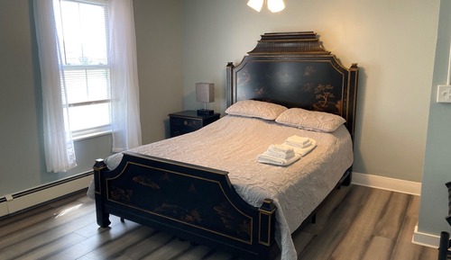 Standard Double Room, Private Bathroom (Room 17)