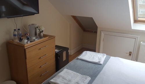 Double Room, Shared Bathroom (Attic)