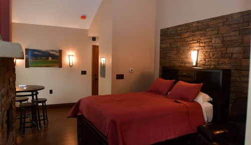 Deluxe Suite, 1 Bedroom, Accessible, Fireplace (No Jacuzzi)