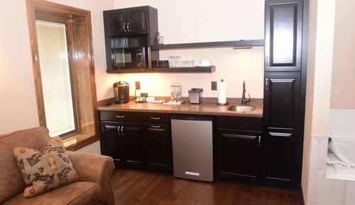 Deluxe Suite, 1 Bedroom, Jetted Tub, Fireplace