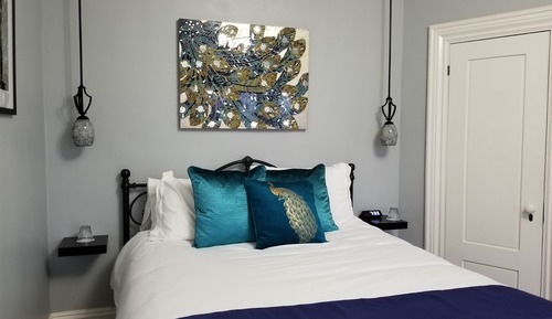 Painted Lady - 1 Queen and 1 Twin Sofa bed