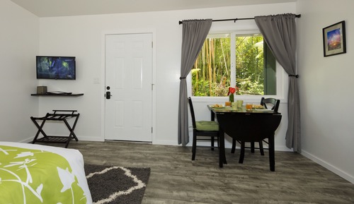 Deluxe Double Room, 1 Queen Bed, Patio, Garden Area