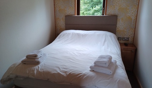 Comfort Apartment, Private Bathroom, Garden View