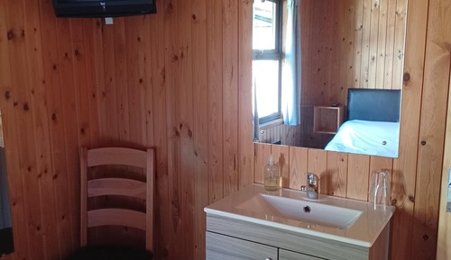 Standard Apartment, Private Bathroom, Garden View