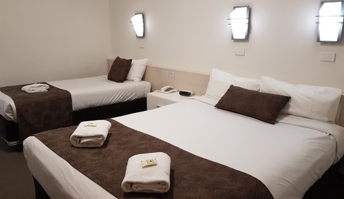 Vine Court Standard Double or Twin