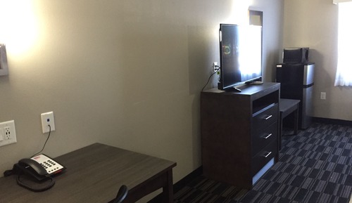 Suite, 2 Queen Beds, Kitchenette