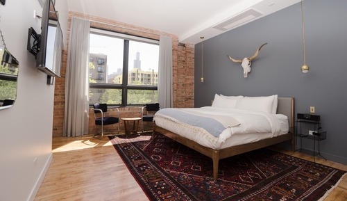 Room, 1 King Bed (Dybek)