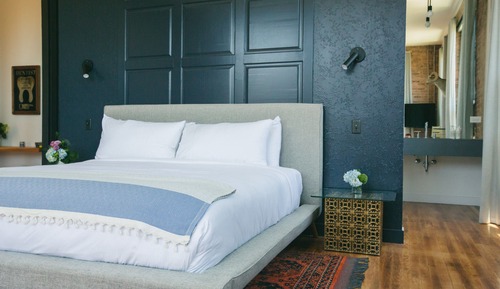 Suite, 1 King Bed (Sinclair)