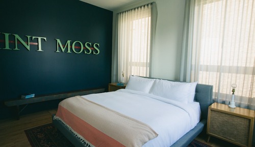 Room, 1 King Bed (Rooney)