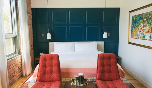 Room, 1 King Bed (Bellow)