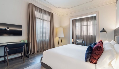 Luxury Suite, 5 Bedrooms, City View