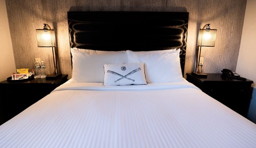 Standard Room, 1 Queen bed