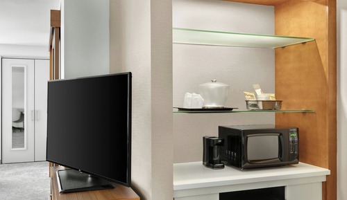 Suite, Multiple Beds, Hearing Accessible, Park View