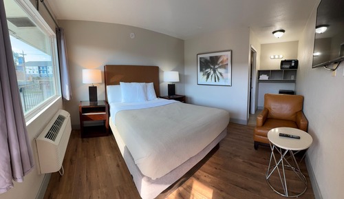Deluxe Single Room, 1 King Bed, Non Smoking