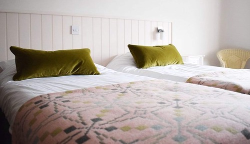 Suite, 2 Bedrooms (with Interconnecting Twin Room)