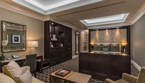 Luxury King Room
