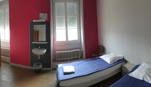 Economy Room, Multiple Beds