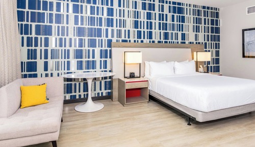 Room, 1 King Bed