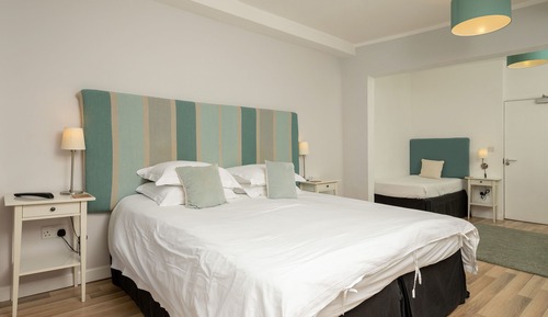 Classic Quadruple Room