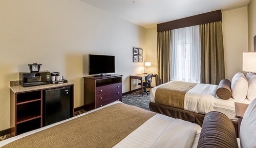 Room, 2 Queen Beds, Accessible Benched Tub, Non Smoking