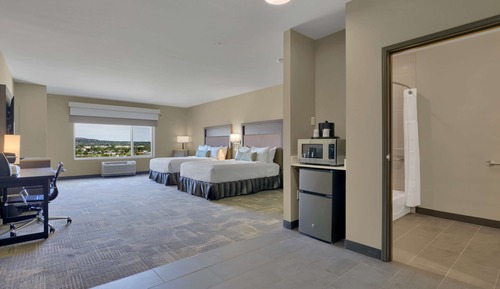 Suite, 2 Queen Beds, Accessible, Kitchen (Full Kitchen)