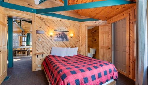 Villa #11- Mama Bears Den