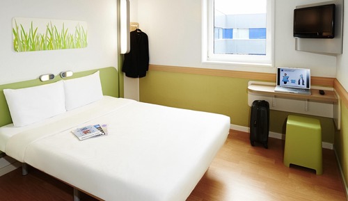Triple Room, Multiple Beds