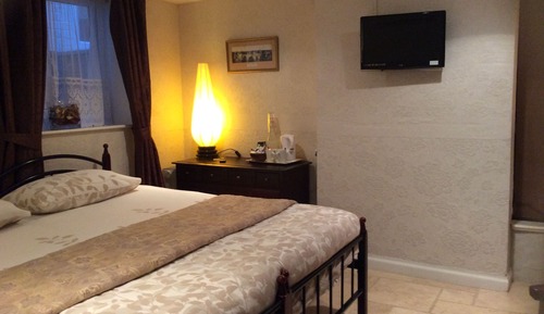 Comfort Double or Twin Room, Ensuite