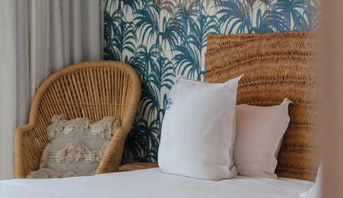 Deluxe Room, 1 King Bed, Terrace, Lake View