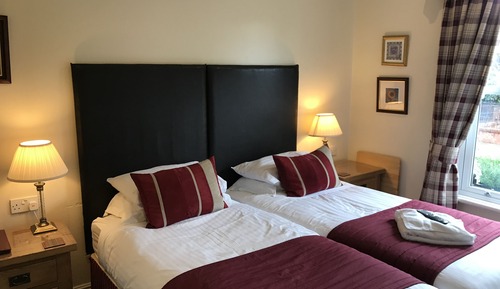 Standard Twin Room, Shared Bathroom