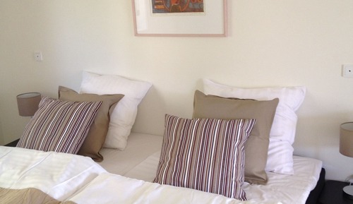 Luxury Cottage, 2 Bedrooms, Kitchen, Garden Area