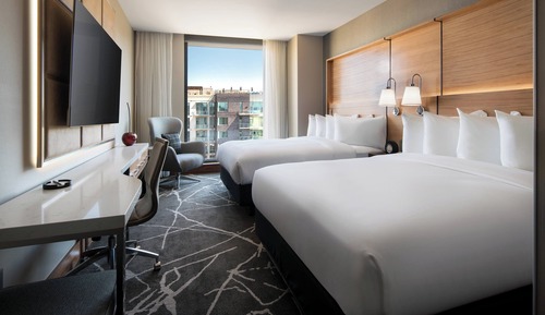 Signature Room, 2 Queen Beds