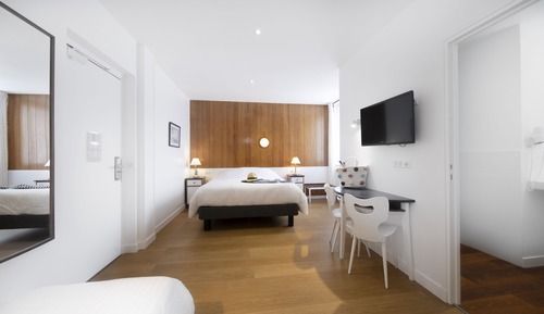 Superior Triple Room