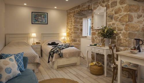Deluxe Double or Twin Room