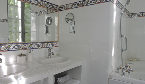 Double Room (aux Anges)