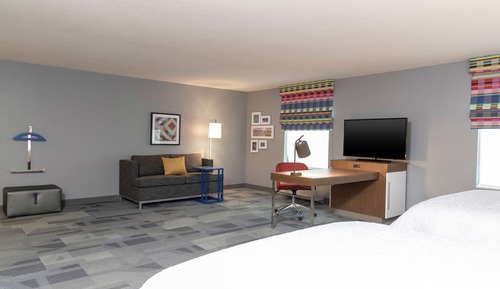 Studio, 2 Queen Beds, Accessible, Bathtub