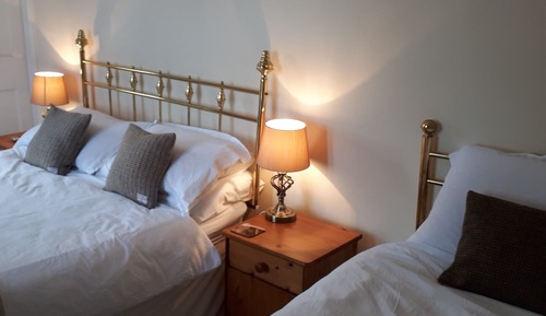 Double Room, Ensuite (The Harris Suite)