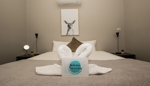 Private King/Twin Ensuite