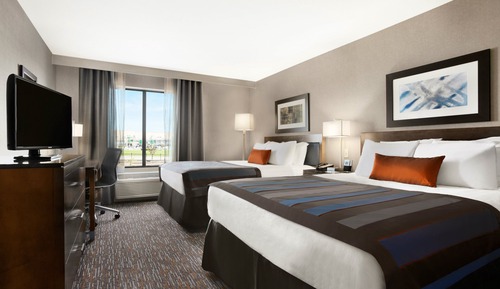 Room, 2 Queen Beds, Non Smoking