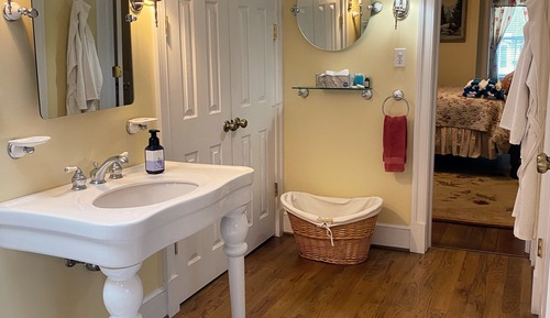 Presidential Suite, 1 Queen Bed, Resort View, Poolside